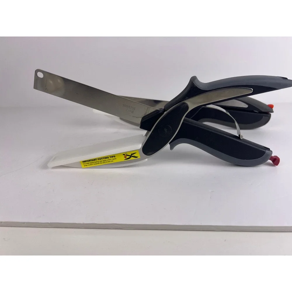 2-Clever‎ Cutter 2-in-1 knife and cutting board kitchen scissors. Chops & Slices